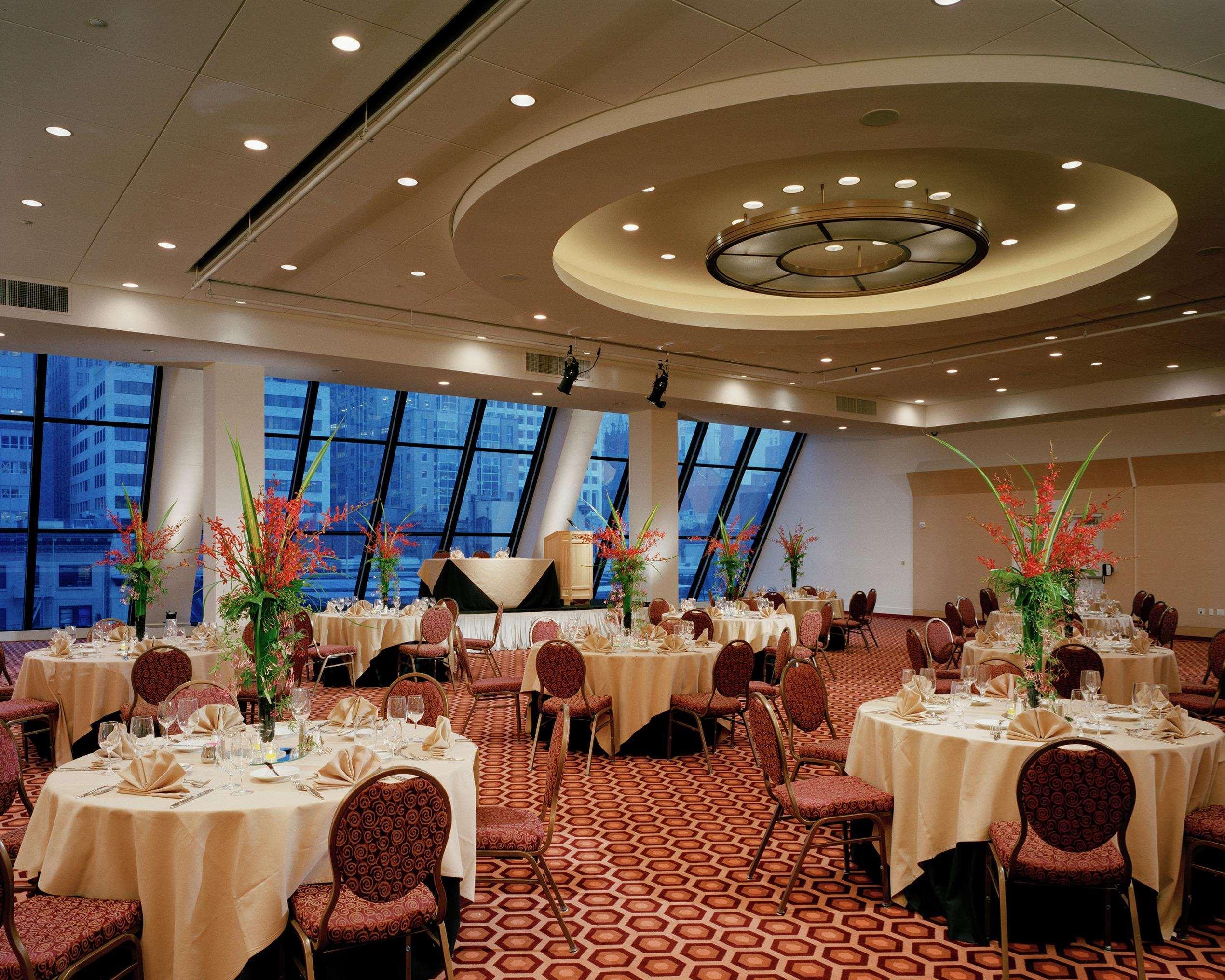 Hilton Financial District Hotel 4*